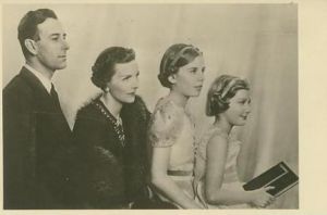 Lord and Lady Louis Mountbatten with daughters Patricia and Pamela.jpg